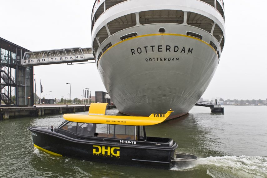 Visit to the ss Rotterdam with the Watertaxi.