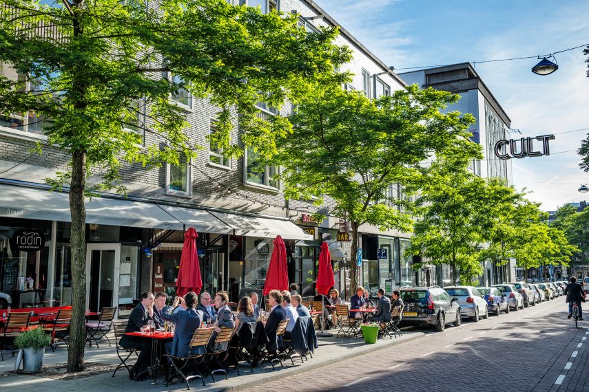 Terrace in front of cafe/restaurant Rodin in the Schilderstraat.