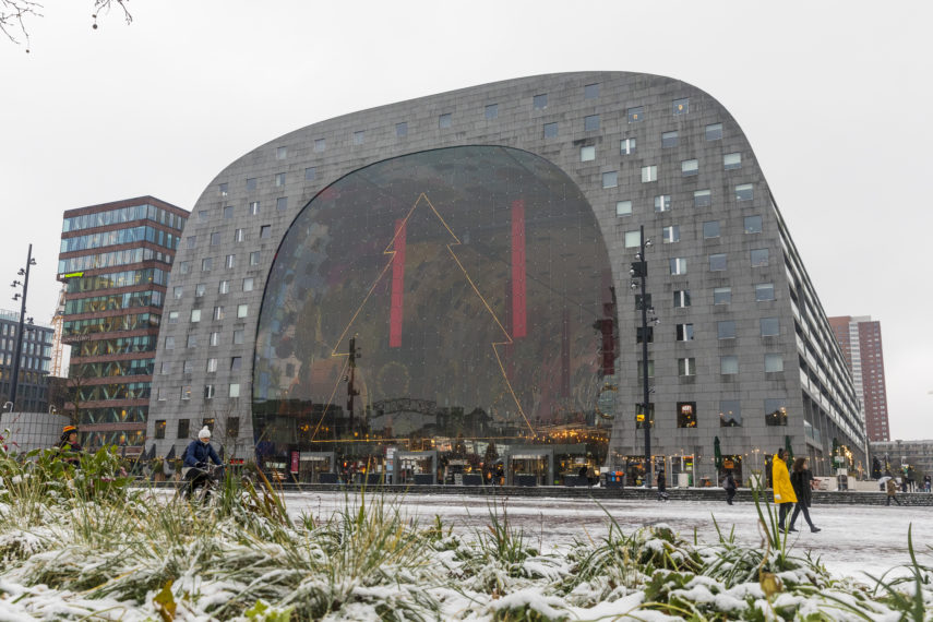 The Markthal (Market Hall) in a winter Christmas atmosphere.