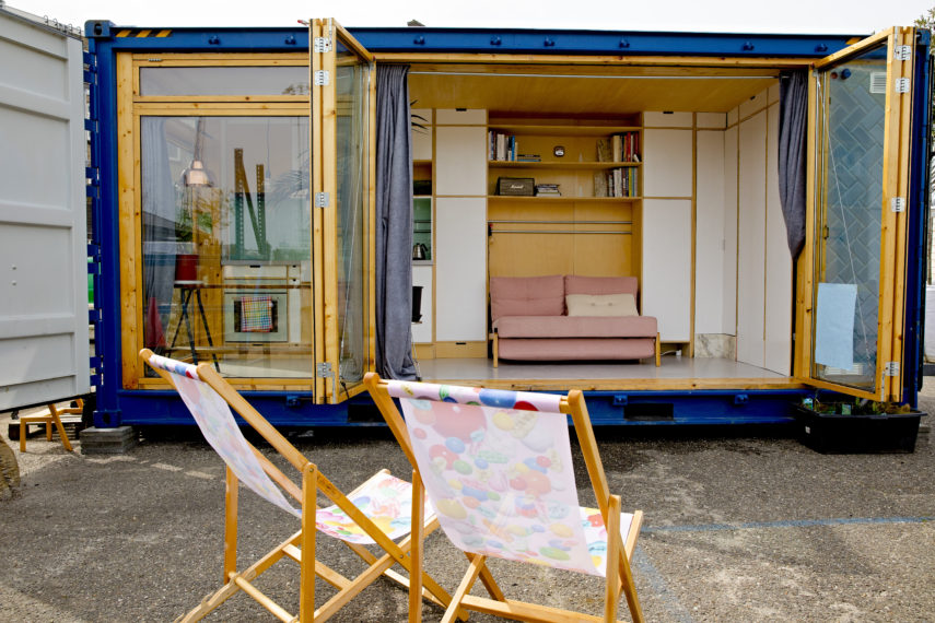 A tiny house on the grounds of the Kroon Rotterdam.