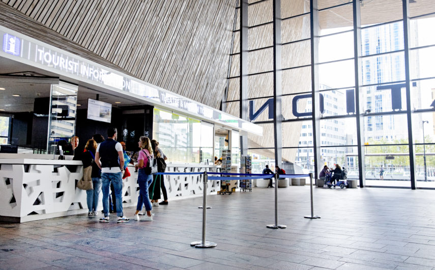 The Rotterdam Tourist Information in the station hall
