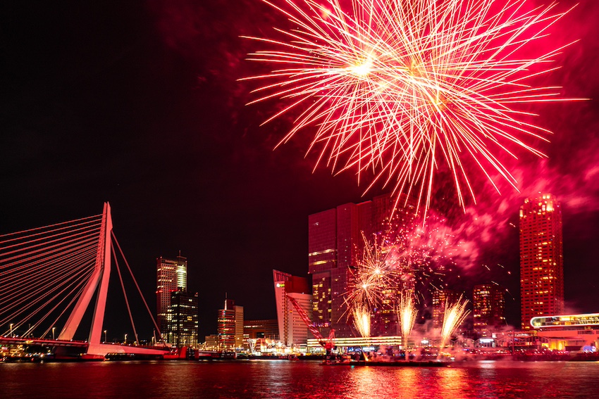 Vuurwerk tijdens de Wereldhavendagen Rotterdam - foto Anne Reitsma