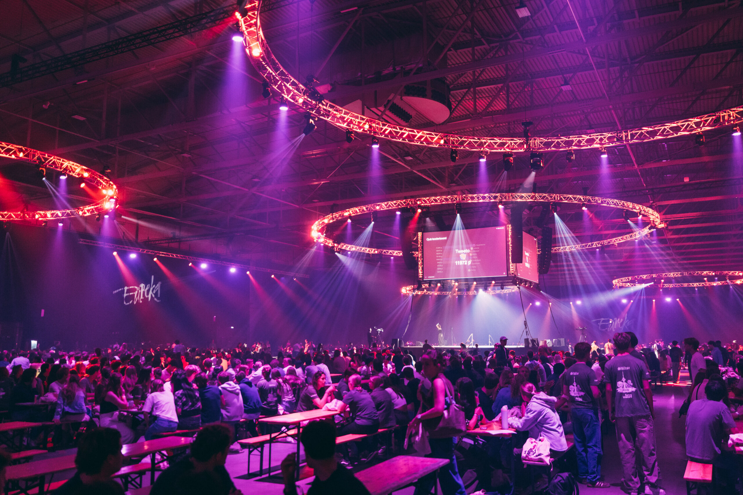 Studenten Erasmus Universiteit in Ahoy tijdens de Eurekaweek - foto Evgeny Astapov