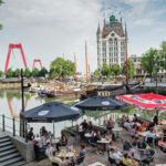 Terras aan de Oude Haven
