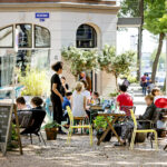 Terras op het Deliplein