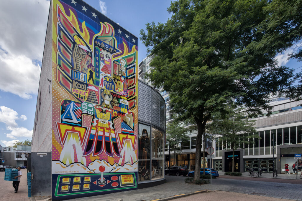 Street art kunstwerk van Ian Kirk Patrick nabij de Kruiskade.