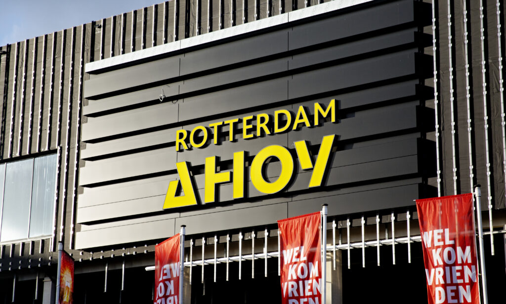 Rotterdam Ahoy Voorkant Dichtbij.