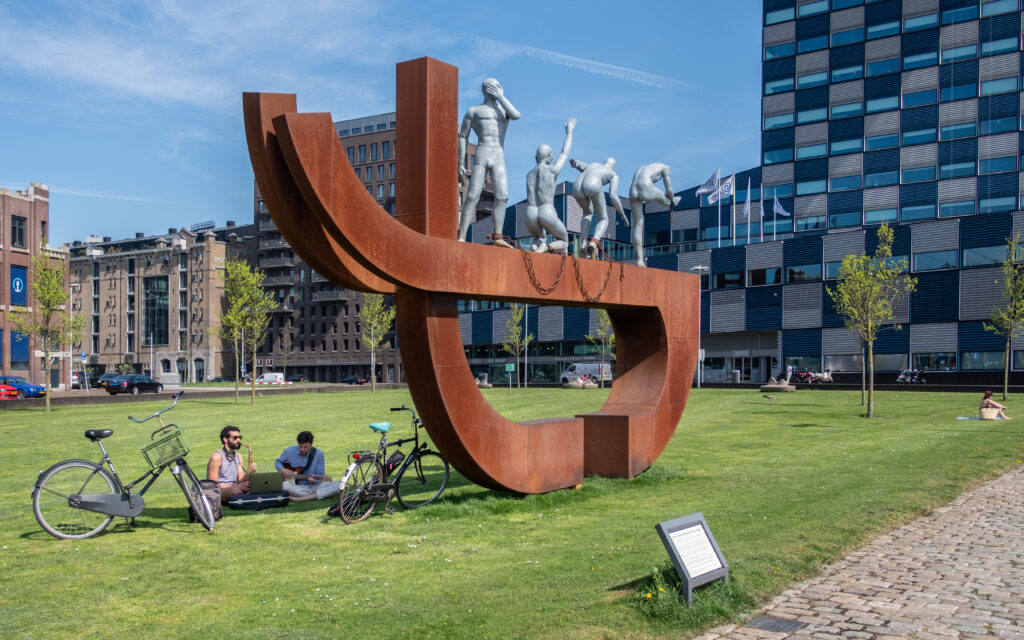Delfshaven: Slavernijmonument - Clave, Alex da Silva. 