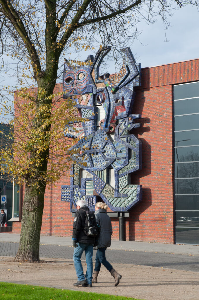 Hoogvliet: Kunstwerk van Dick Elffers: 